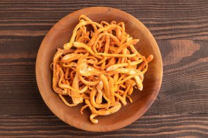 Supplement Review: Cordyceps Benefits, Dosage & Research